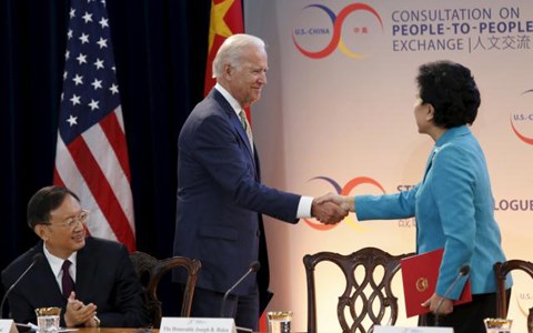 การสนทนาสหรัฐ – จีน ความคืบหน้าด้านความปลอดภัยทางอินเตอร์เน็ต